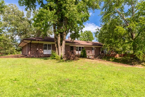 Tiny photo for 604 N Beadle Drive, Carbondale, IL 62901 (MLS # 12691929)