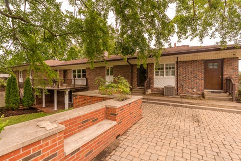Tiny photo for 604 N Beadle Drive, Carbondale, IL 62901 (MLS # 12691929)