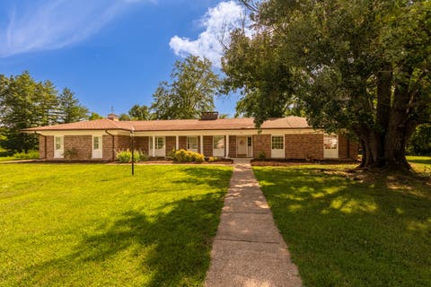 Tiny photo for 604 N Beadle Drive, Carbondale, IL 62901 (MLS # 12691929)