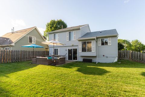 Tiny photo for 1 Aspen Court, Streamwood, IL 60107 (MLS # 12448428)