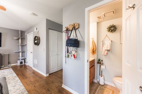 Tiny photo for 1 Aspen Court, Streamwood, IL 60107 (MLS # 12448428)