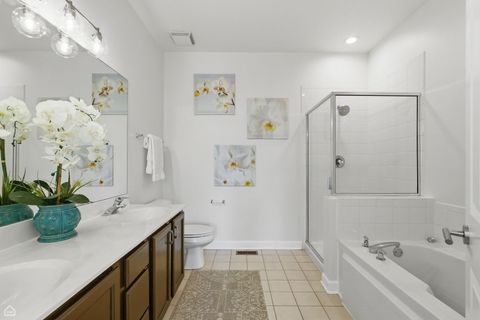 Tiny photo for 844 N Ogden Avenue, Chicago, IL 60642 (MLS # 12610512)