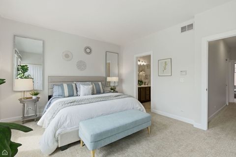 Tiny photo for 844 N Ogden Avenue, Chicago, IL 60642 (MLS # 12610512)