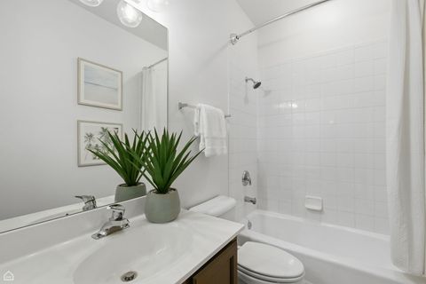 Tiny photo for 844 N Ogden Avenue, Chicago, IL 60642 (MLS # 12610512)