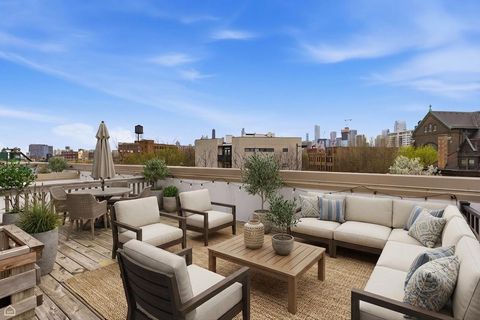 Tiny photo for 844 N Ogden Avenue, Chicago, IL 60642 (MLS # 12610512)