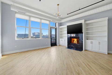 Tiny photo for 1500 W Monroe Street #727, Chicago, IL 60607 (MLS # 12629377)