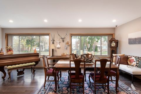 Tiny photo for 6928 Pershing Road, Berwyn, IL 60402 (MLS # 12418514)