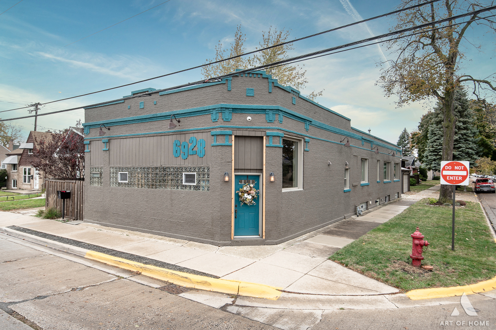 6928 Pershing Road