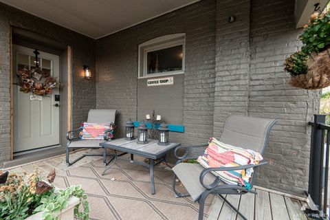 Tiny photo for 6928 Pershing Road, Berwyn, IL 60402 (MLS # 12418514)