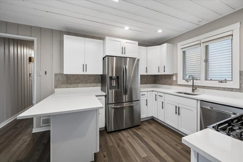Tiny photo for 110 W 12th Avenue, Naperville, IL 60563 (MLS # 12707337)