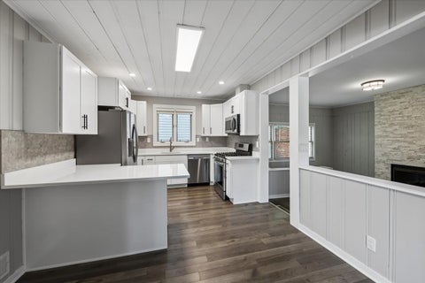 Tiny photo for 110 W 12th Avenue, Naperville, IL 60563 (MLS # 12707337)