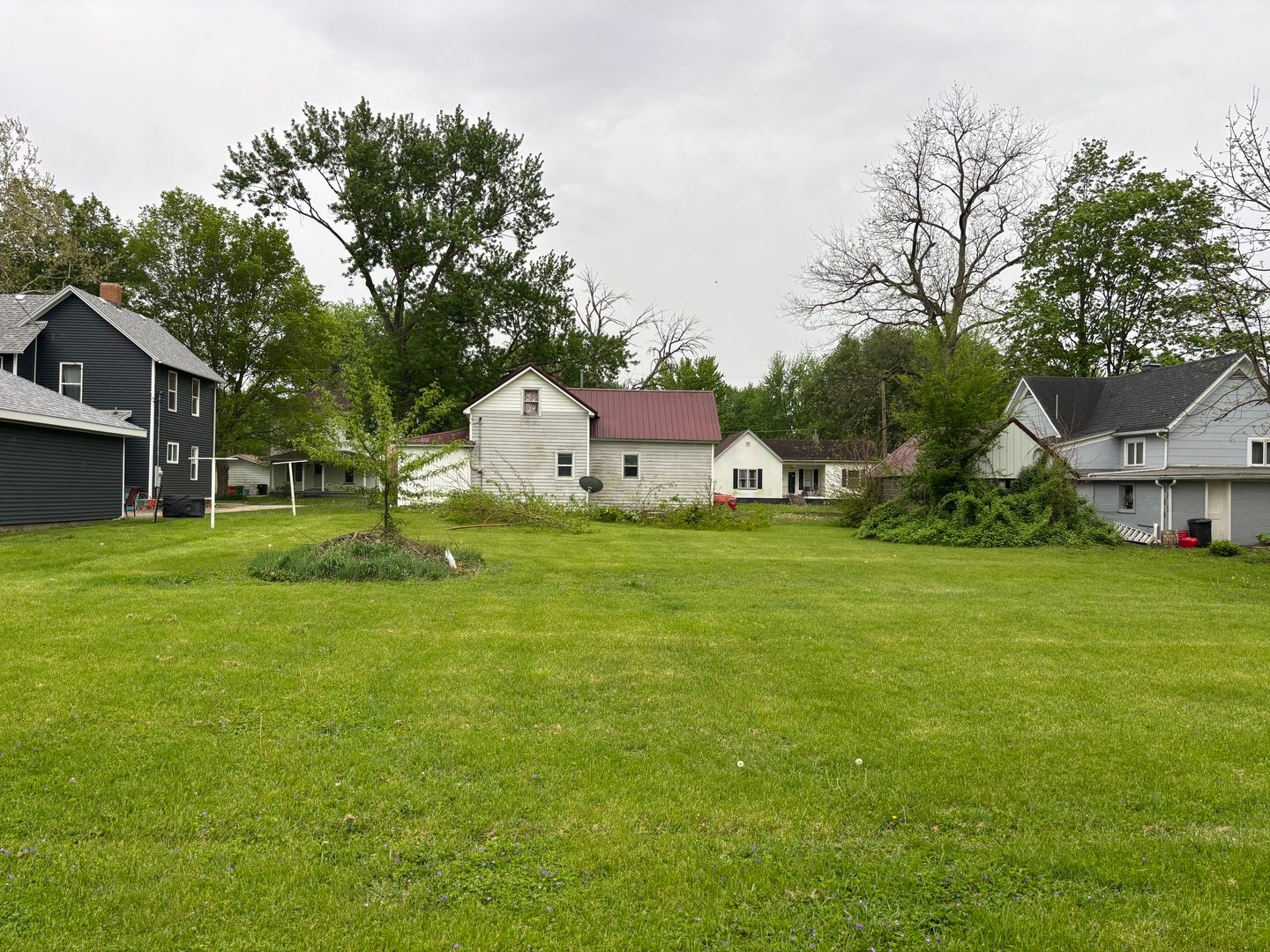 309 E Walnut Street