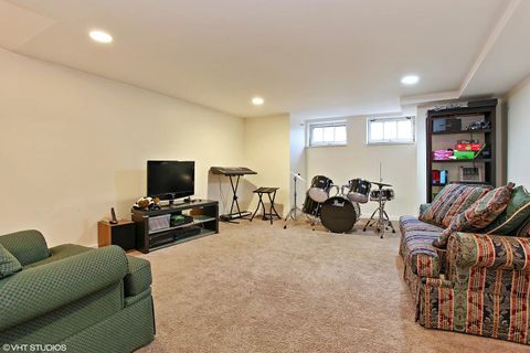 Tiny photo for 285 Linden Park Place, Highland Park, IL 60035 (MLS # 12568904)