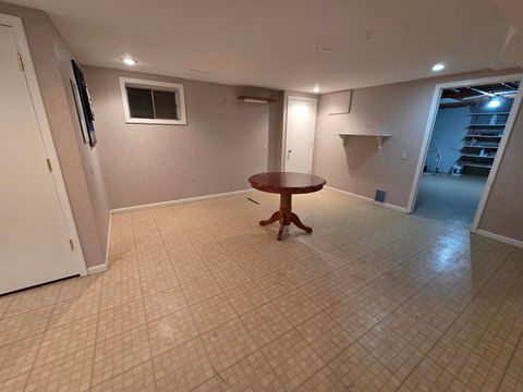 Tiny photo for 180 Farmgate Drive, Schaumburg, IL 60193 (MLS # 12711993)