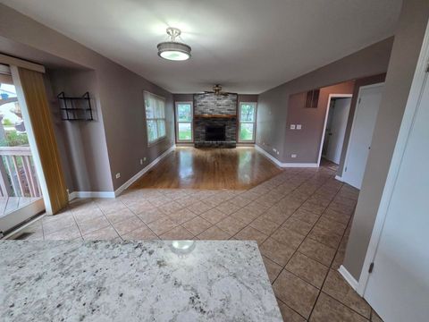 Tiny photo for 180 Farmgate Drive, Schaumburg, IL 60193 (MLS # 12711993)