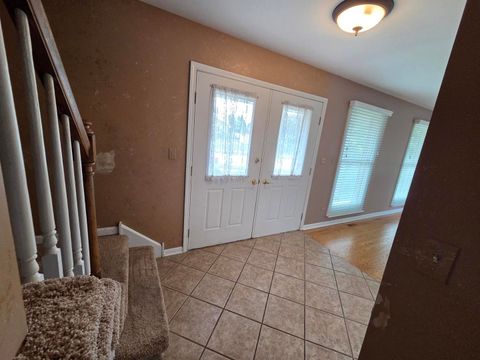 Tiny photo for 180 Farmgate Drive, Schaumburg, IL 60193 (MLS # 12711993)