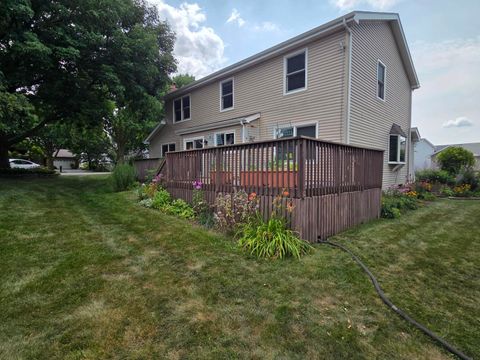 Tiny photo for 180 Farmgate Drive, Schaumburg, IL 60193 (MLS # 12711993)