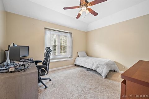 Tiny photo for 2321 Courtland Court, Aurora, IL 60502 (MLS # 12462648)