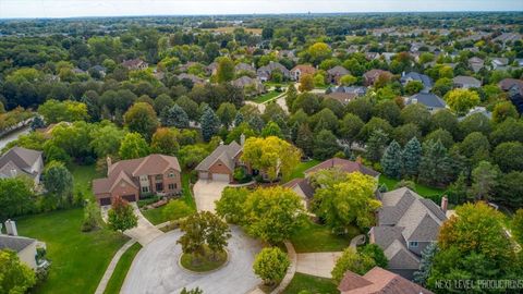 Tiny photo for 2321 Courtland Court, Aurora, IL 60502 (MLS # 12462648)