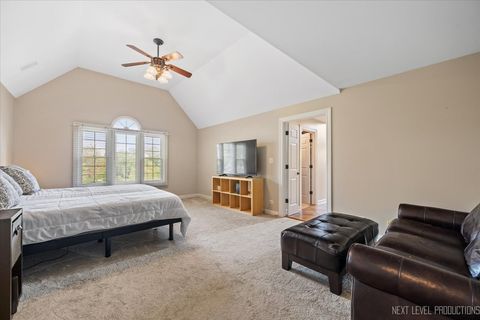 Tiny photo for 2321 Courtland Court, Aurora, IL 60502 (MLS # 12462648)