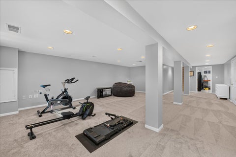 Tiny photo for 913 S Lancaster Street, Mount Prospect, IL 60056 (MLS # 12769548)