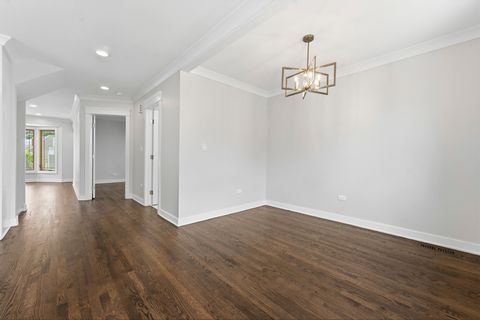 Tiny photo for 4903 N Moody Avenue, Chicago, IL 60630 (MLS # 12574640)