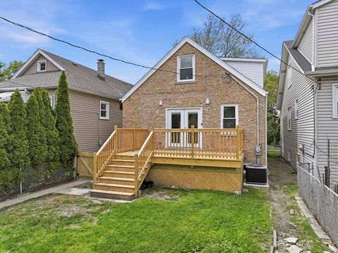 Tiny photo for 4903 N Moody Avenue, Chicago, IL 60630 (MLS # 12574640)