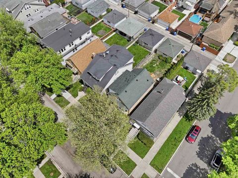 Tiny photo for 4903 N Moody Avenue, Chicago, IL 60630 (MLS # 12574640)