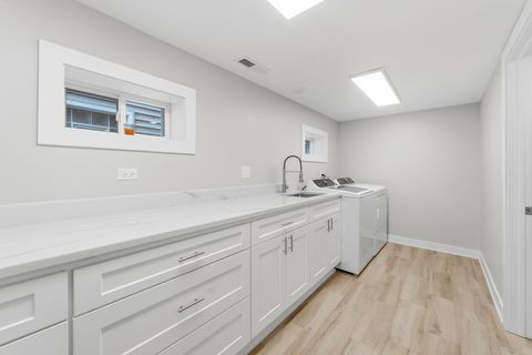 Tiny photo for 4903 N Moody Avenue, Chicago, IL 60630 (MLS # 12574640)