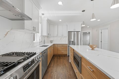 Tiny photo for 4903 N Moody Avenue, Chicago, IL 60630 (MLS # 12574640)