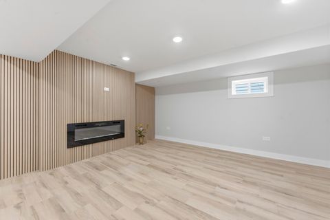 Tiny photo for 4903 N Moody Avenue, Chicago, IL 60630 (MLS # 12574640)