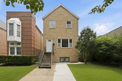 Photo of 3343 S Michigan Avenue, Chicago, IL 60616 (MLS # 12723831)