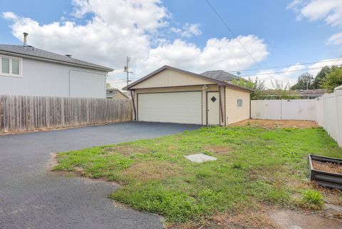 Tiny photo for 5907 W 89TH Street, Oak Lawn, IL 60453 (MLS # 12527918)