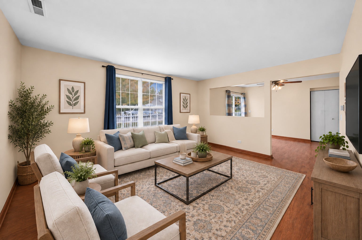 1572 Victoria Park Circle