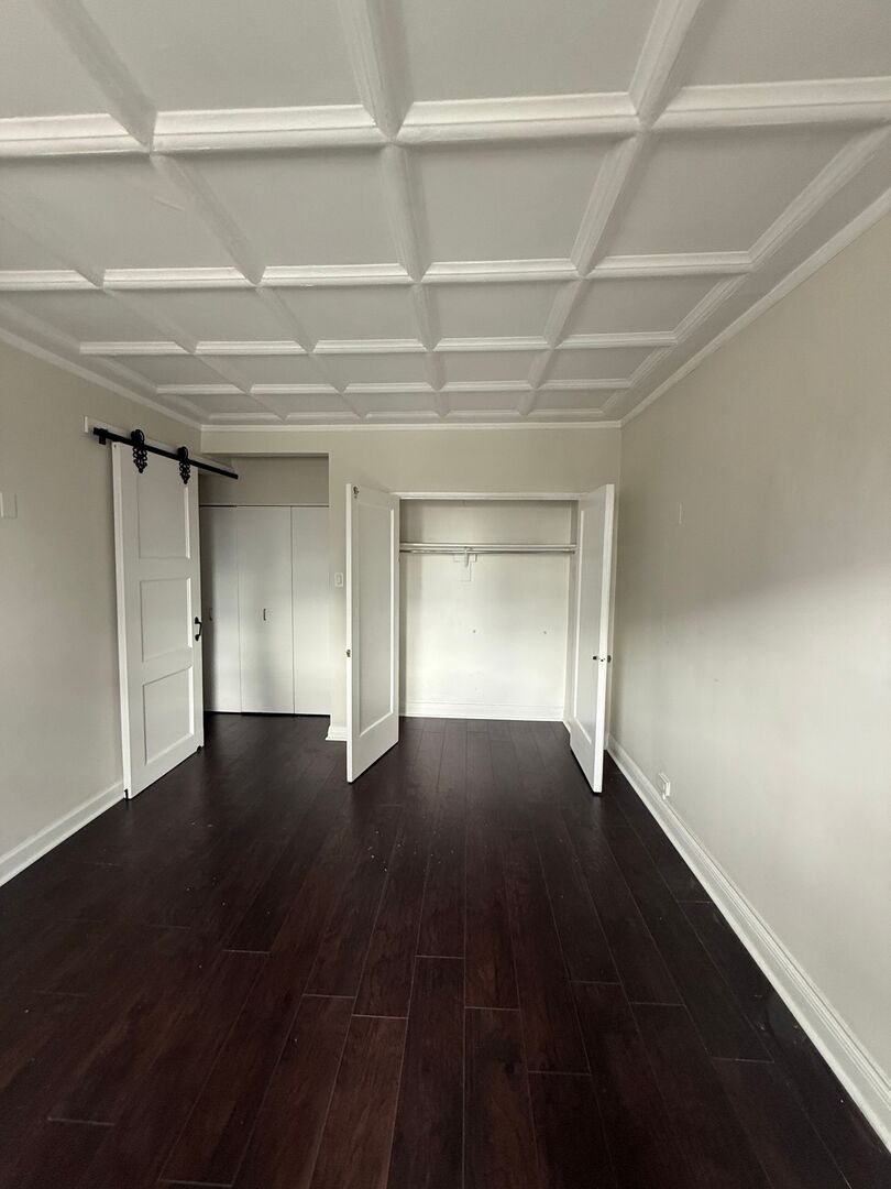 1211 N LASALLE Street 1001