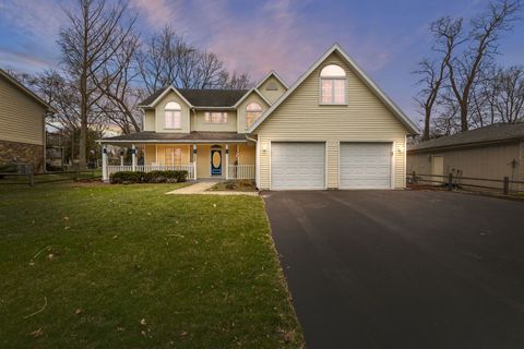 Photo of 520 Birchwood Road, Frankfort, IL 60423 (MLS # 12598750)