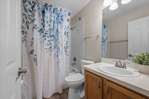 Tiny photo for 877 Wembley Court, Elgin, IL 60120 (MLS # 12755815)