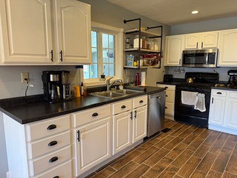 Tiny photo for 417 S 22nd Street, Herrin, IL 62948 (MLS # 12597487)