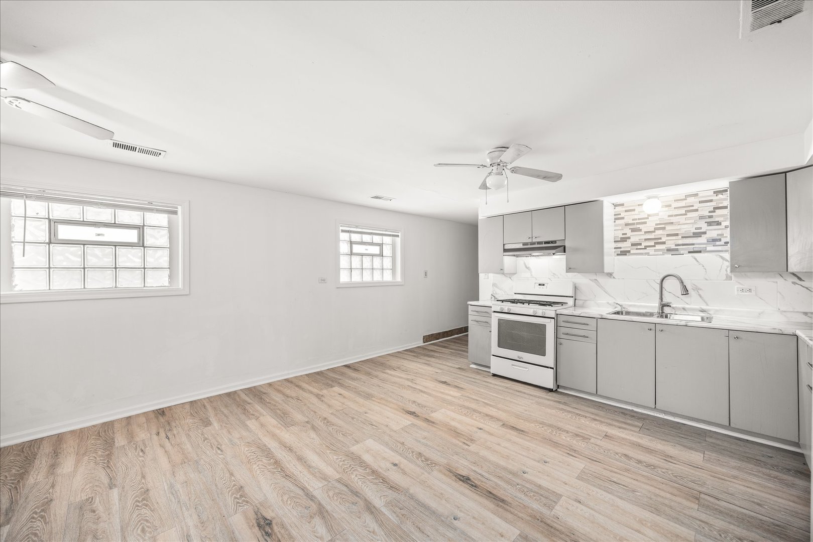 13313 S Eberhart Avenue