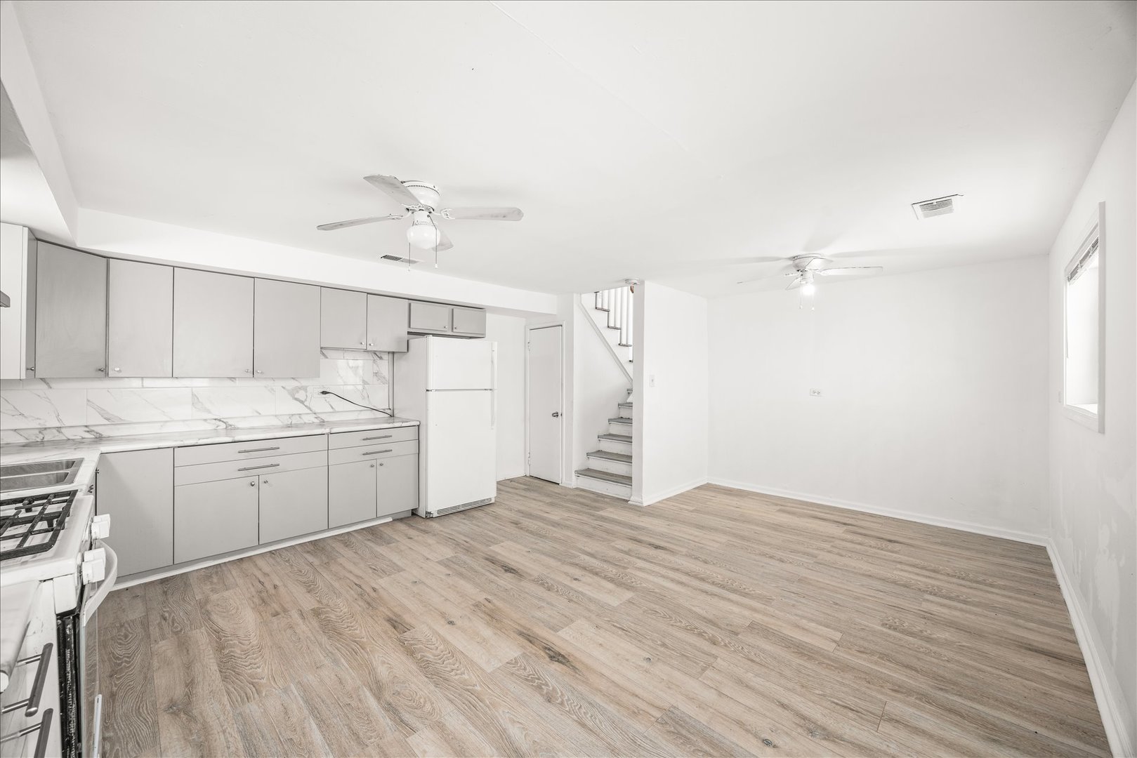 13313 S Eberhart Avenue