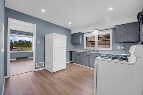 Tiny photo for 70 E 150th Street, Harvey, IL 60426 (MLS # 12750669)