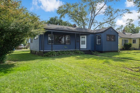 Tiny photo for 70 E 150th Street, Harvey, IL 60426 (MLS # 12750669)