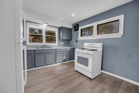 Tiny photo for 70 E 150th Street, Harvey, IL 60426 (MLS # 12750669)
