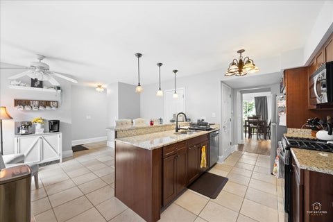 Tiny photo for 136 Hemstead Street, Lake Bluff, IL 60044 (MLS # 12738905)