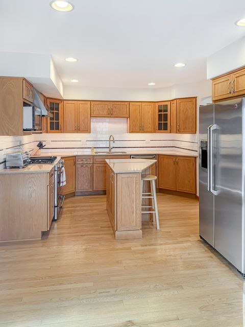 Tiny photo for 17W525 Concord Place, Darien, IL 60561 (MLS # 12631579)