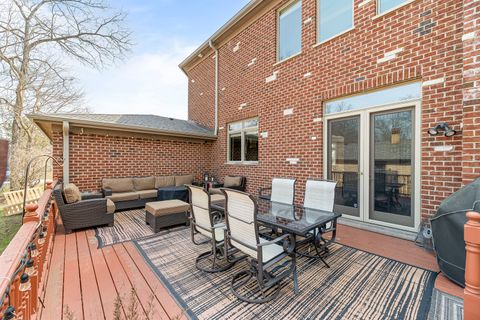 Tiny photo for 11556 W Elmwood Place, Deerfield, IL 60015 (MLS # 12578714)