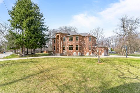 Tiny photo for 11556 W Elmwood Place, Deerfield, IL 60015 (MLS # 12578714)