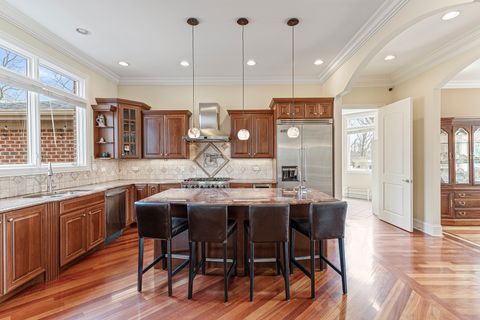 Tiny photo for 11556 W Elmwood Place, Deerfield, IL 60015 (MLS # 12578714)