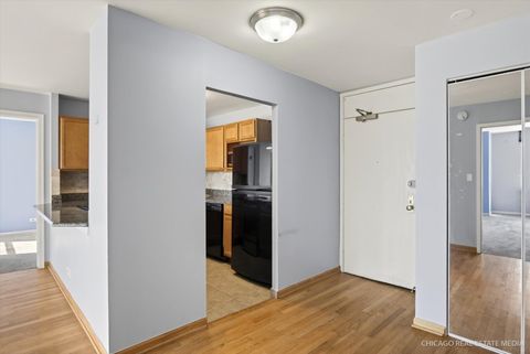Tiny photo for 525 W Hawthorne Place #1001, Chicago, IL 60657 (MLS # 12598882)