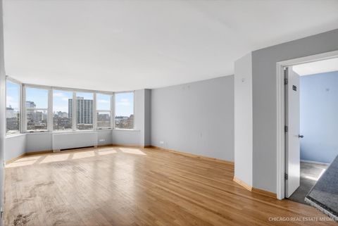 Tiny photo for 525 W Hawthorne Place #1001, Chicago, IL 60657 (MLS # 12598882)